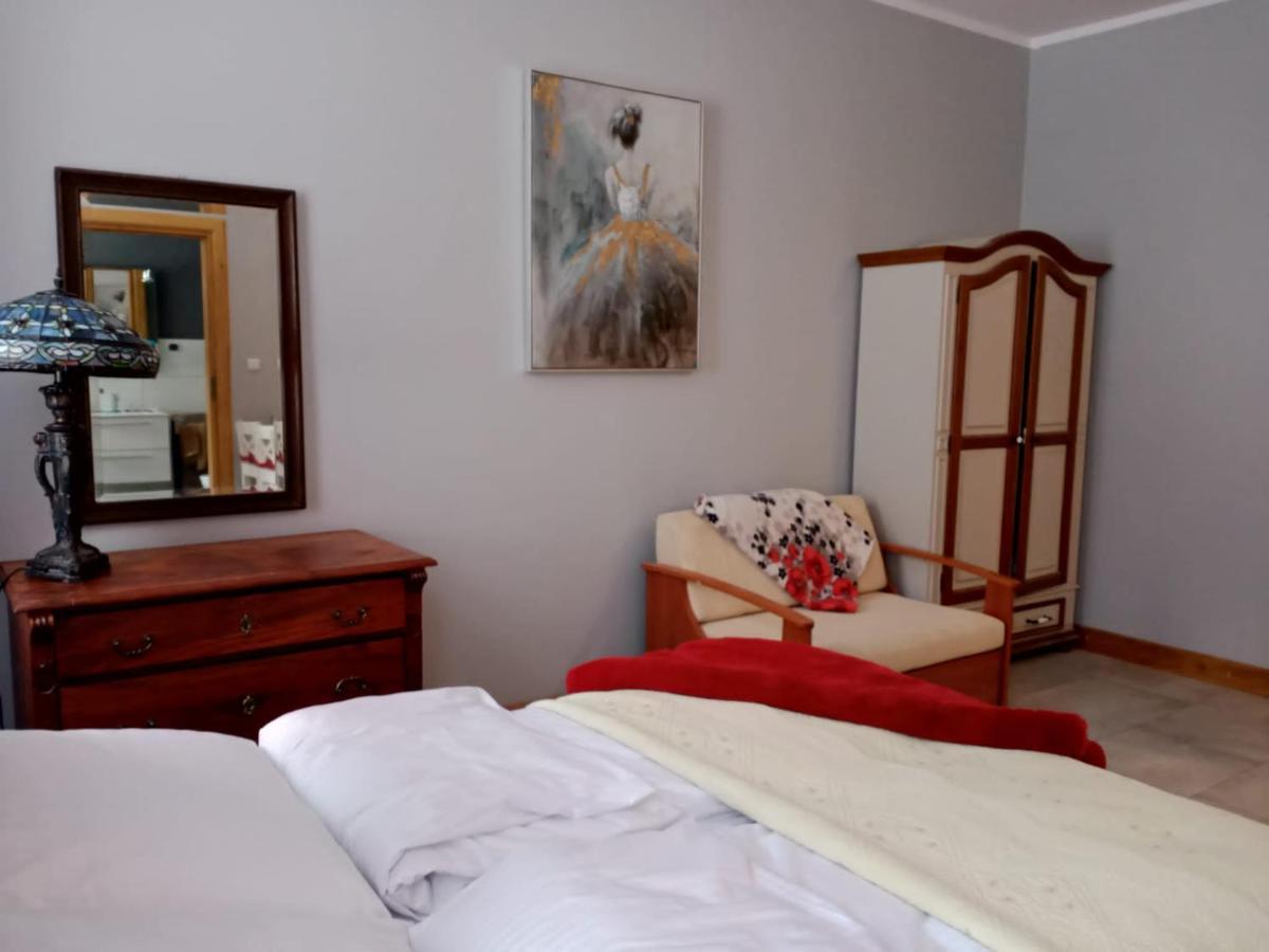 ילנייה גורה Sunny Bear Bed & Breakfast מראה חיצוני תמונה